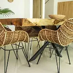Cozy Luxury Steps To The Beach