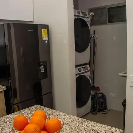 Apartamento Cozy Luxury Steps To The