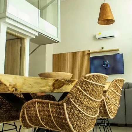 Cozy Luxury Steps To The Cartagena