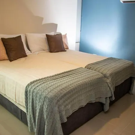 Cozy Luxury Steps To The Apartamento