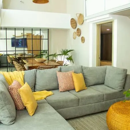 Apartamento Cozy Luxury Steps To The *